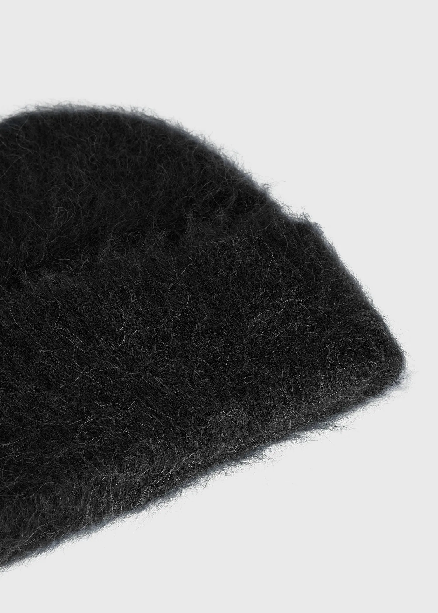 Alpaca knit beanie black