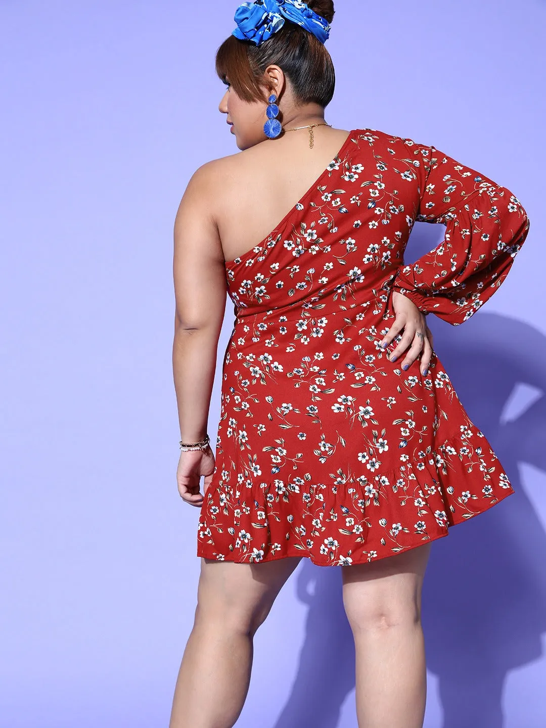 Berrylush Women Plus Size Red Floral Printed One-Shoulder Neck Tulip Hem Pleated A-Line Mini Dress