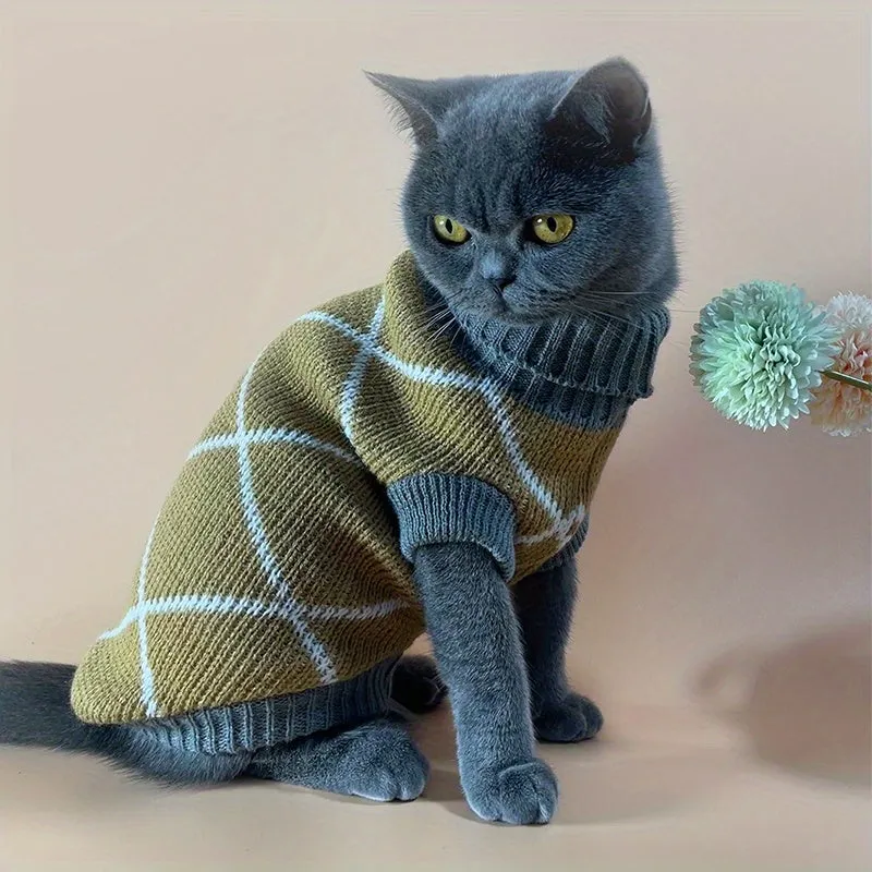 Cozy and Stylish Fashion Cats Sweater in Khaki Rhombus