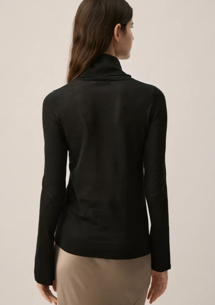 Rory Turtleneck Black