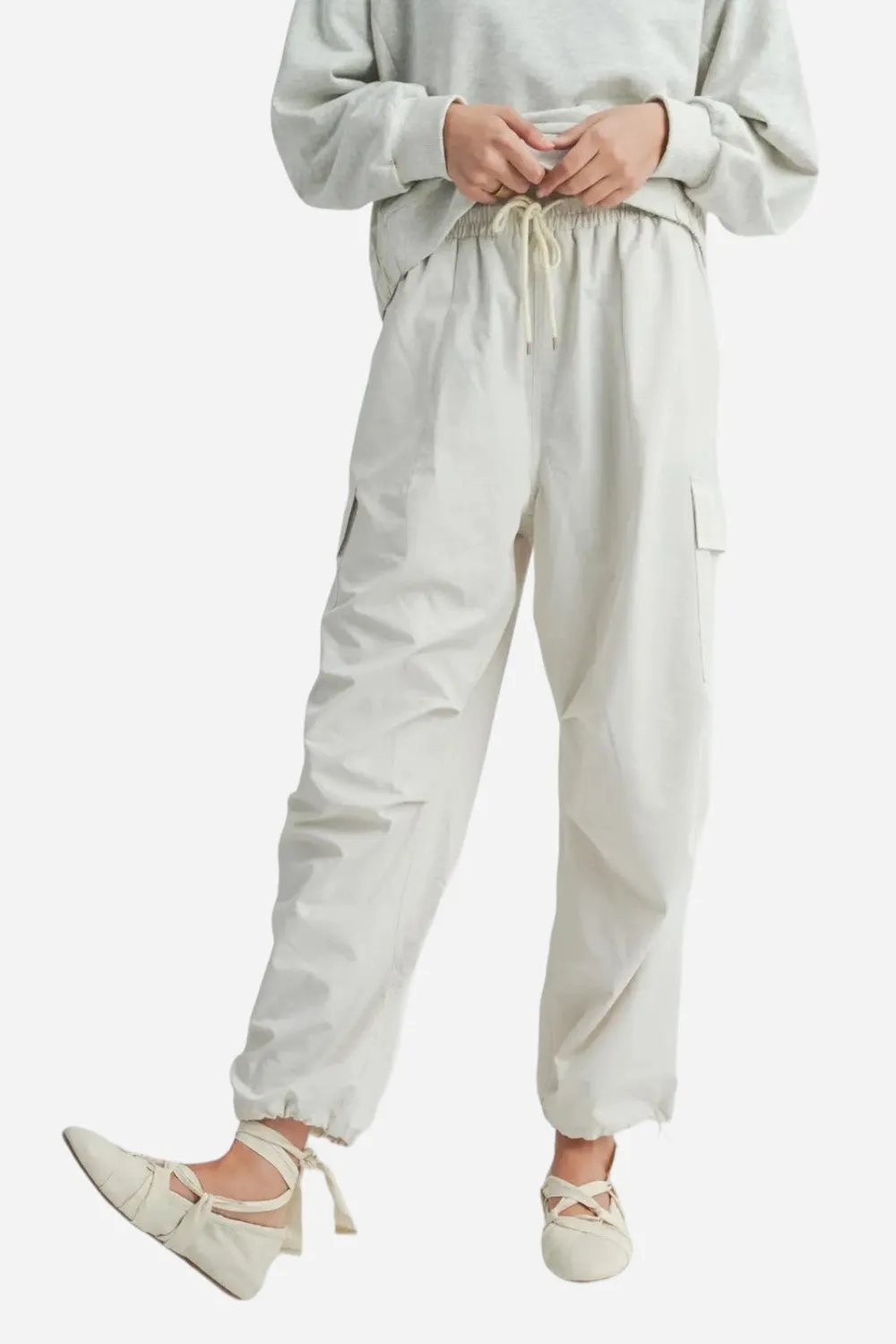 Sadie & Sage Vita Elastic Waist Cargo Pants