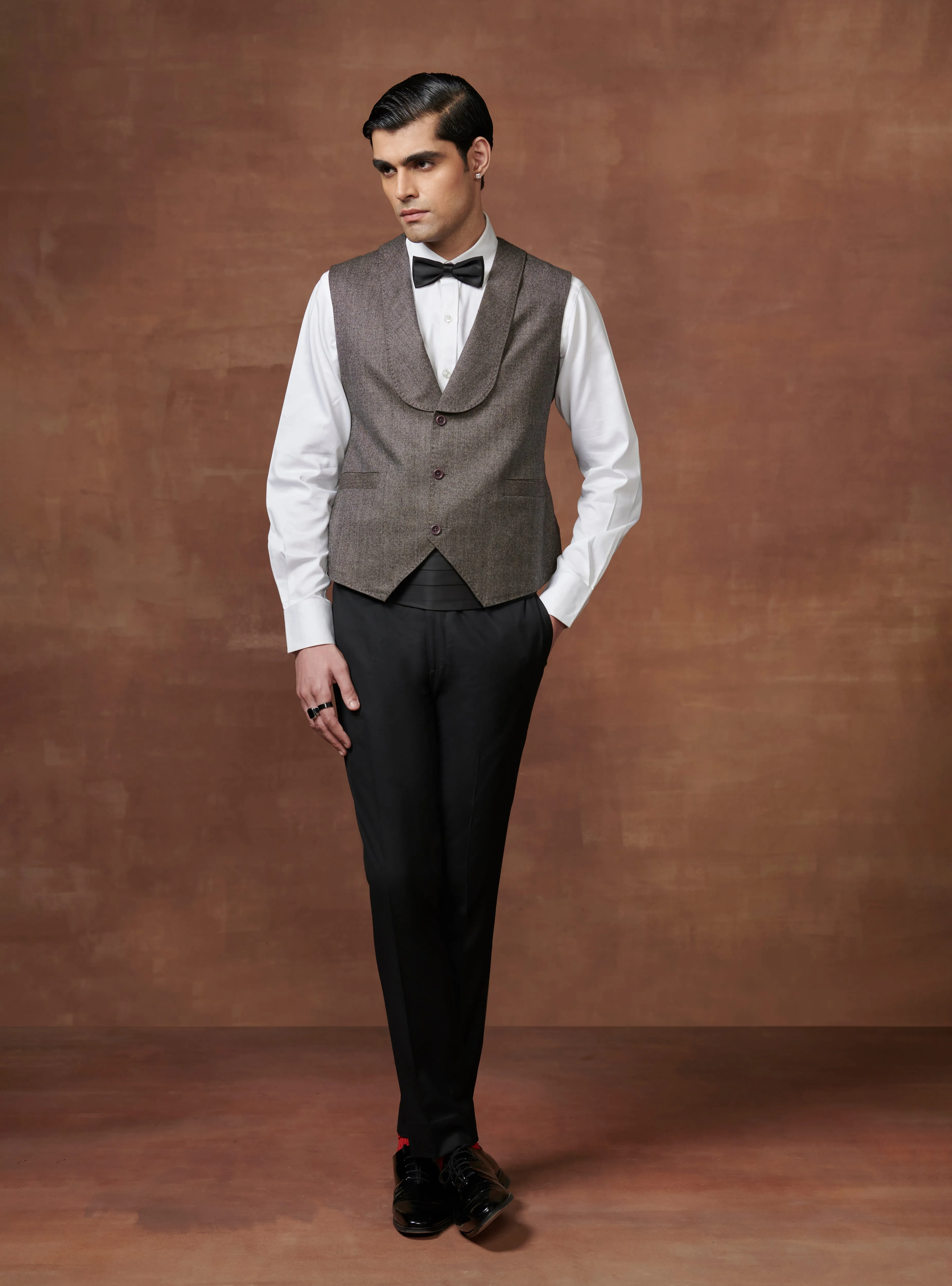 SILVERED SERENADE V-SHAPED DINNER WAISTCOAT