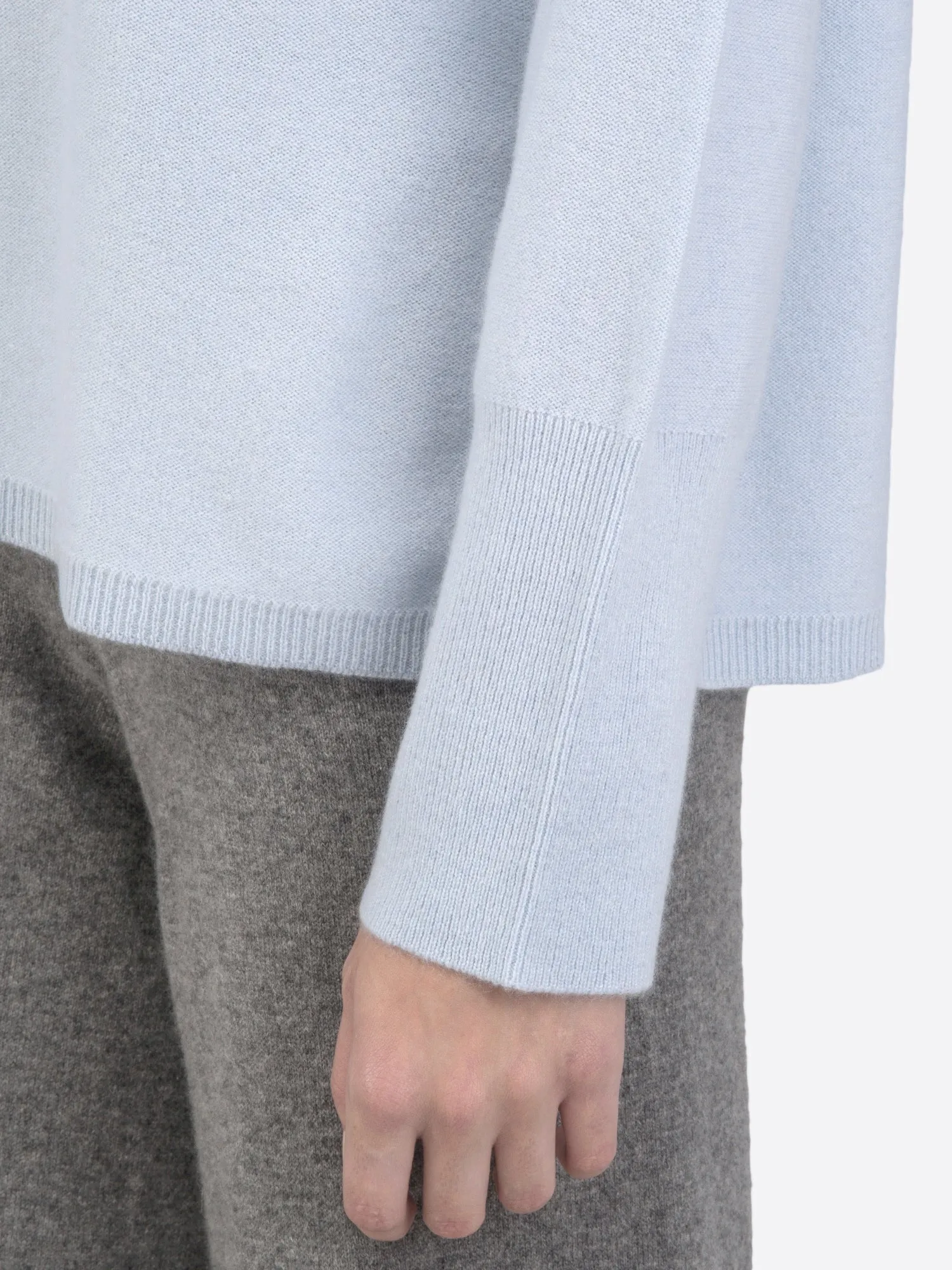 Turtleneck Loosefit Tunic_Baby Blue