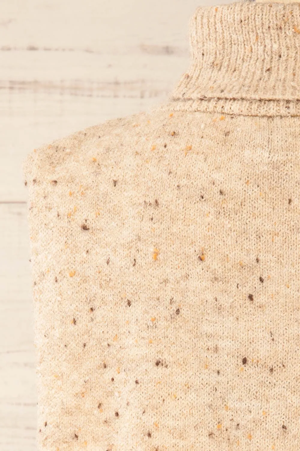 Tyrol Beige | Soft Knitted Pullover Scarf